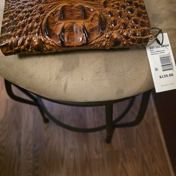 Brahmin Brown Crocodile Embossed Handbag - Picture 2 of 11